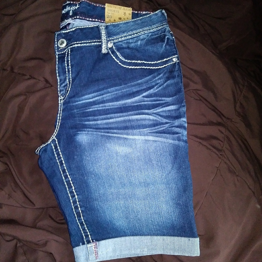 Bermuda jean shorts